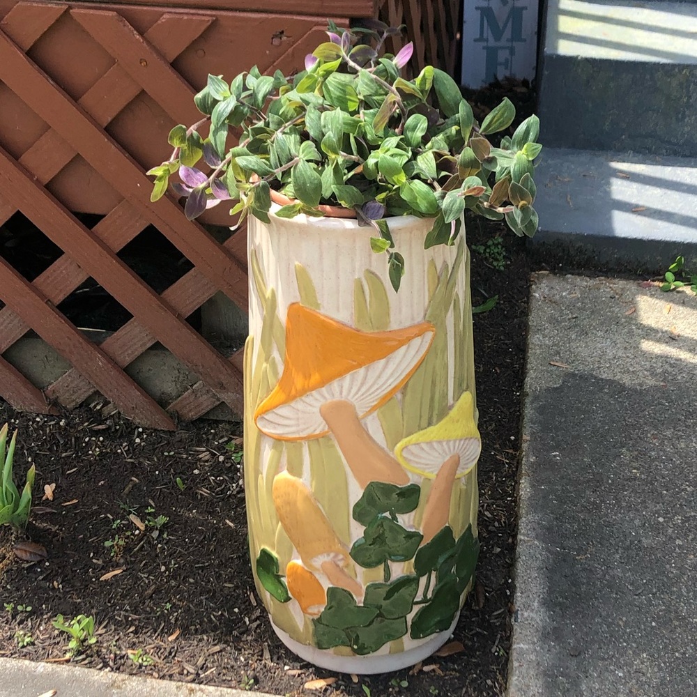 Vintage 70s Merry Mushroom Planter umbrella stand